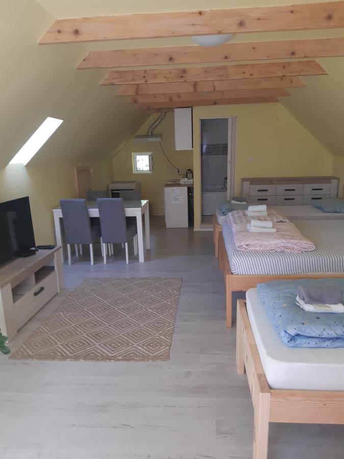 Mirella Rooms Palić Extérieur photo