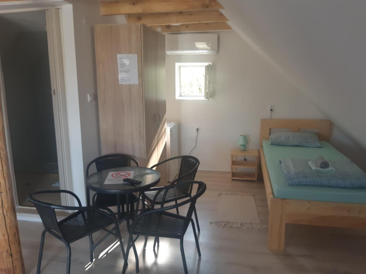 Mirella Rooms Palić Extérieur photo