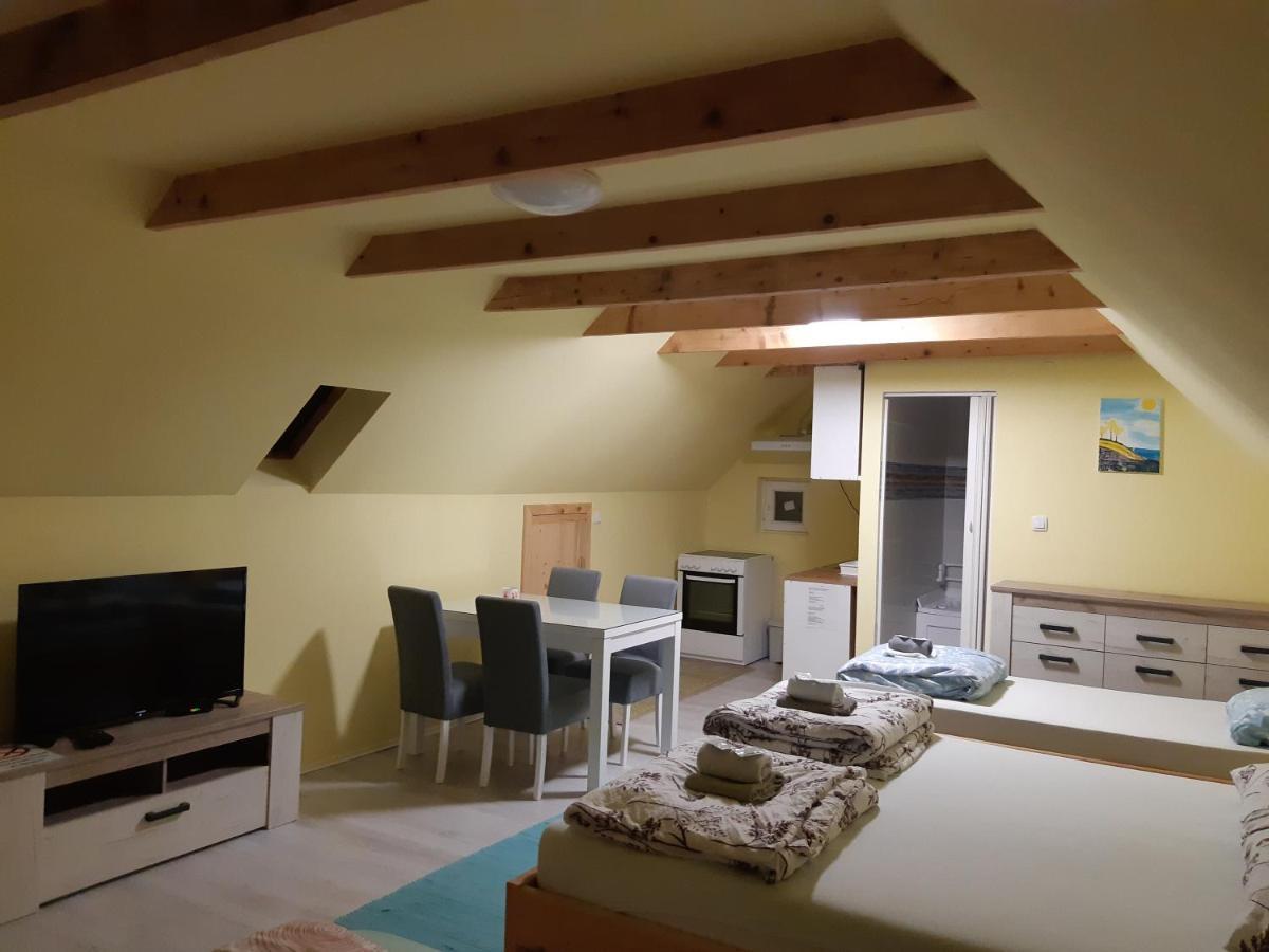 Mirella Rooms Palić Extérieur photo